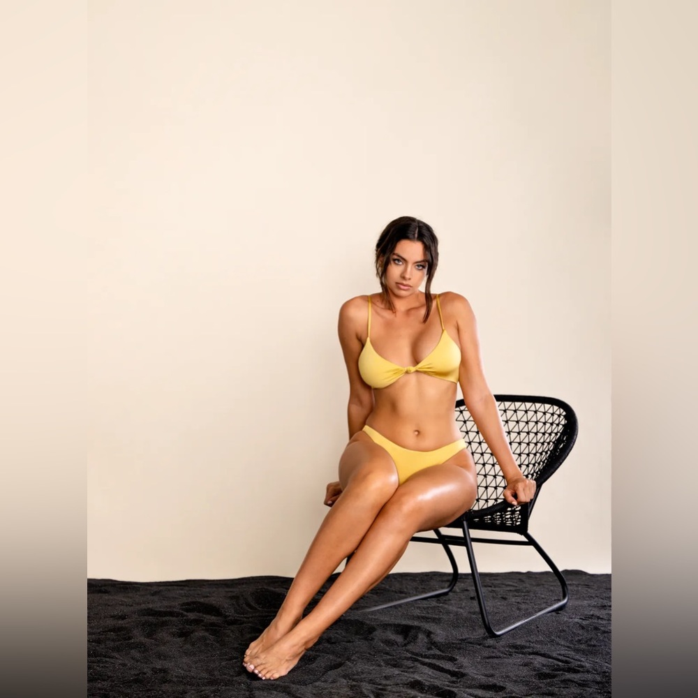 Bonito Bikini Top Bromelia Swimwear. Twist top. Metallic Gold.